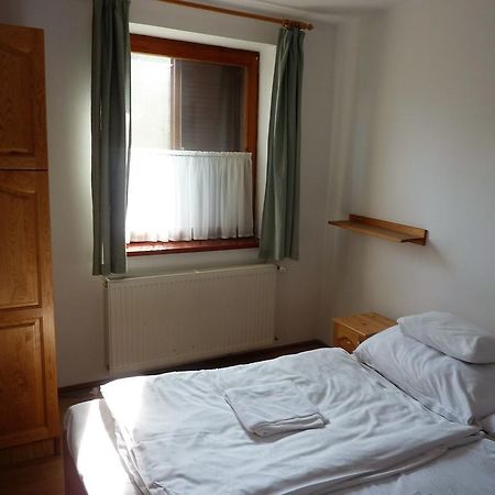Bed and Breakfast Naspolya Panzio Es Etterem Bataapati Экстерьер фото