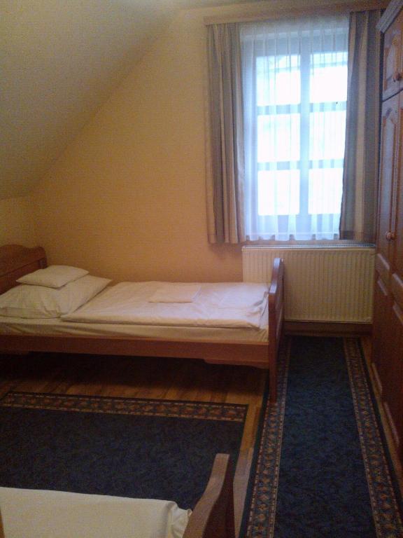 Bed and Breakfast Naspolya Panzio Es Etterem Bataapati Номер фото